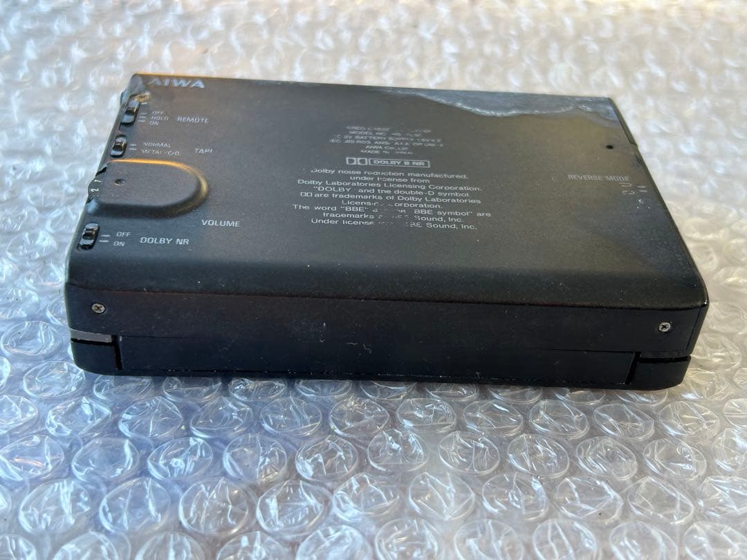 aiwa アイワ HS-PL50 ポータブルカセットプレーヤー　ジャンク