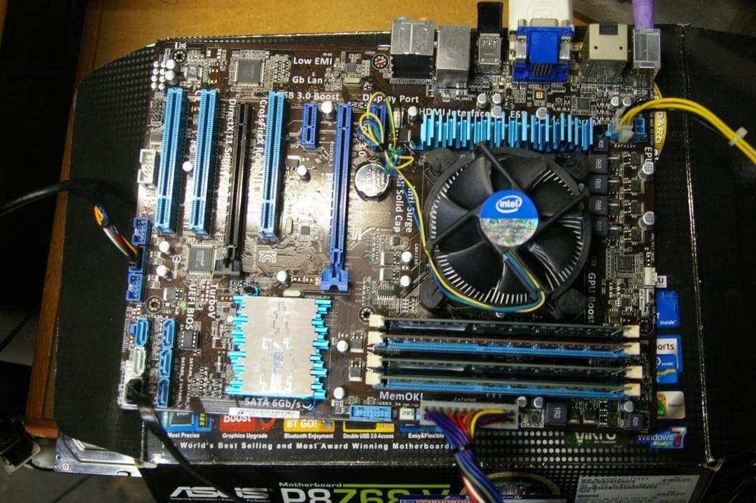 無料でWindows11を!!　i7-3770+ASUS P8H77-V+メモリ