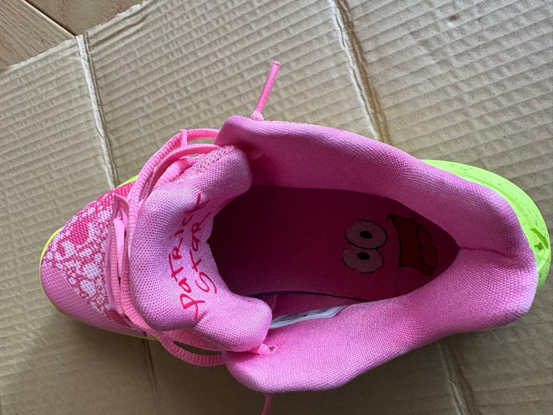 ナイキカイリー5 スポンジボブシリーズ スポンジボブ パトリック