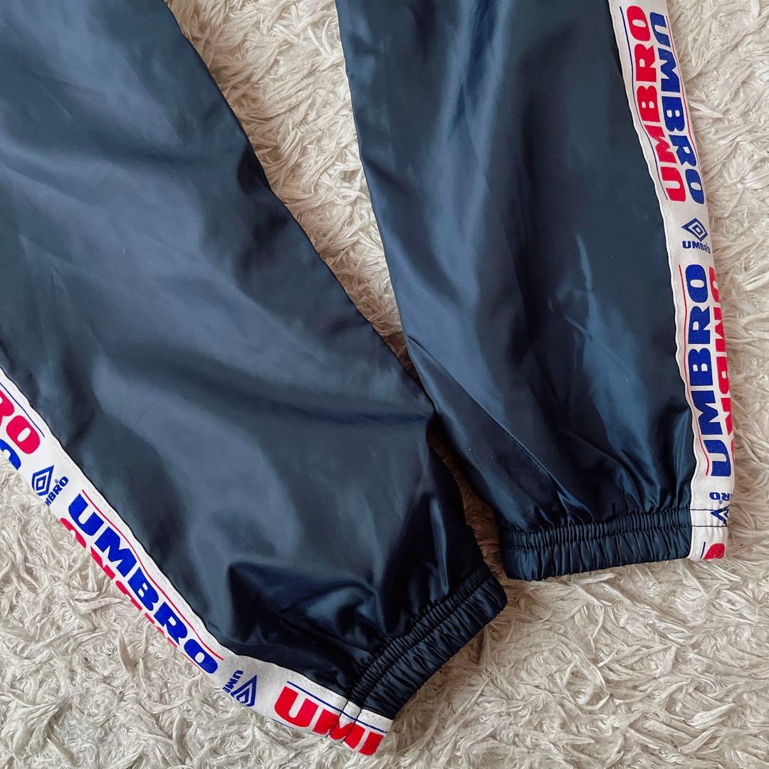 【美品】アンブロ ウインドスーツ ナイロン上下セットアップ ウインドブレーカー紺