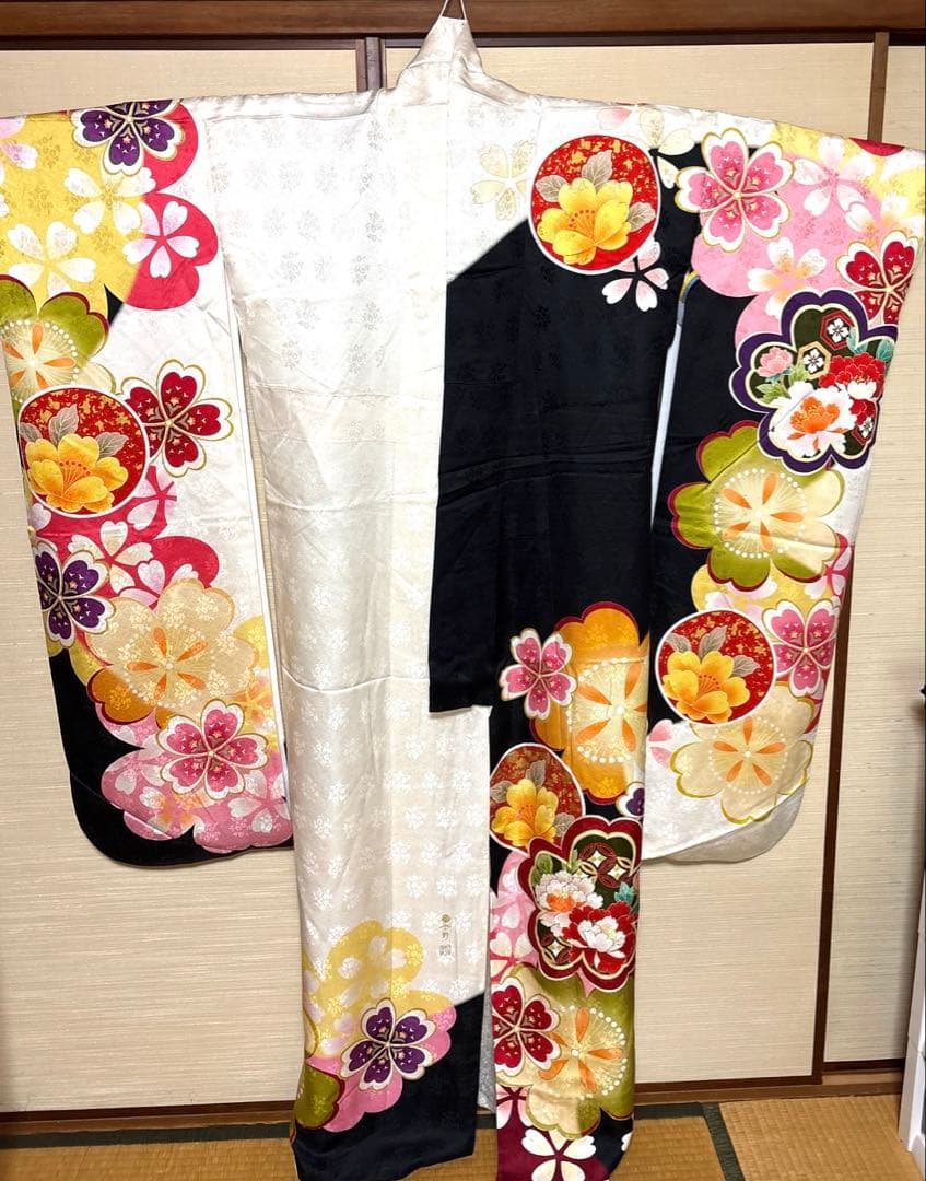 白×黒 桜 牡丹 振袖 身丈161