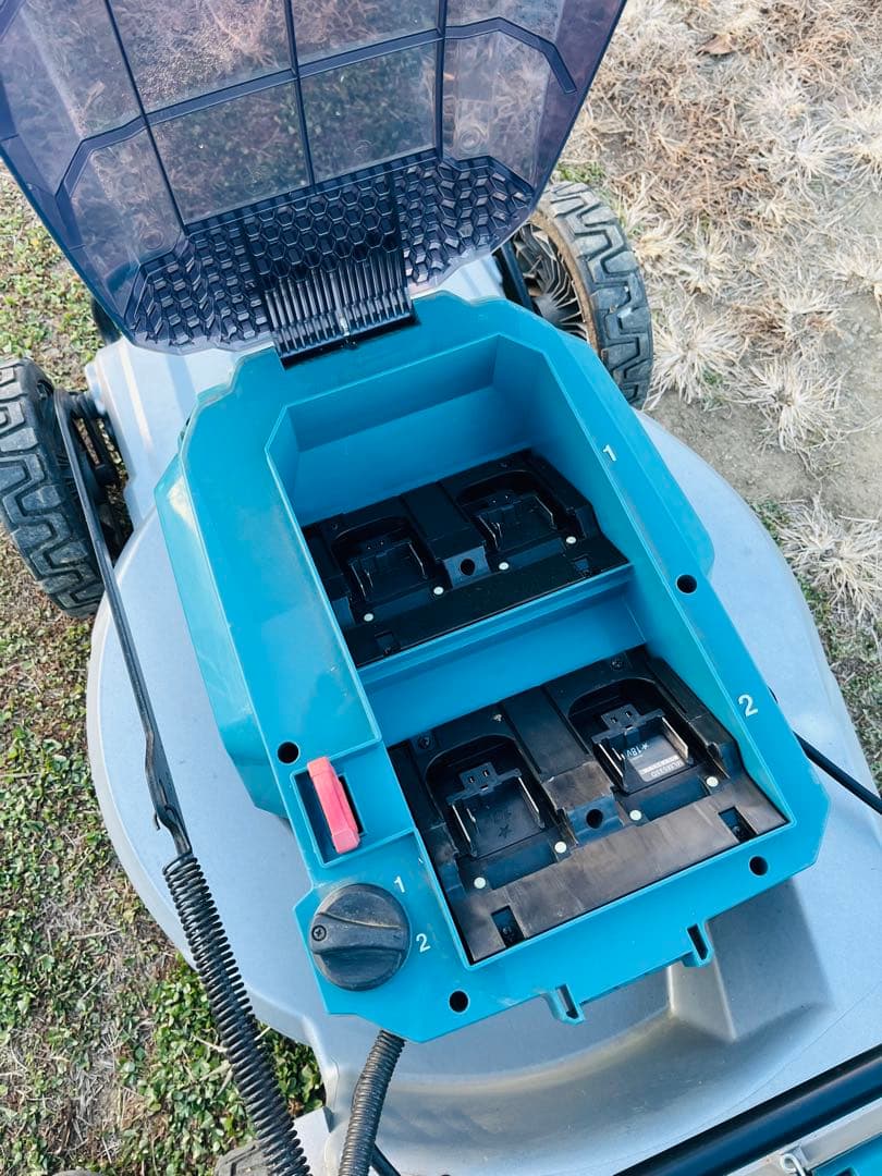 マキタ 18V+18V→36V充電式芝刈機MLM533DZ