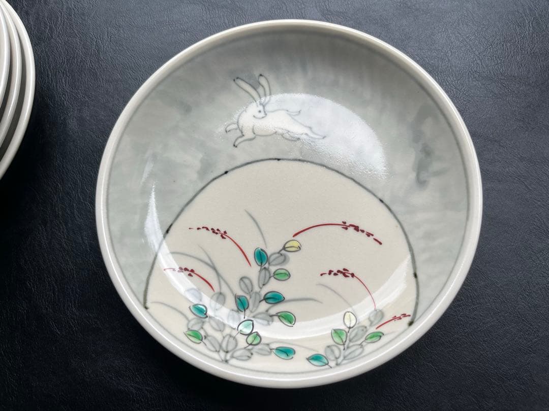 伊万里焼　文祥作　染錦うさぎ絵　 6.5寸皿　5枚
