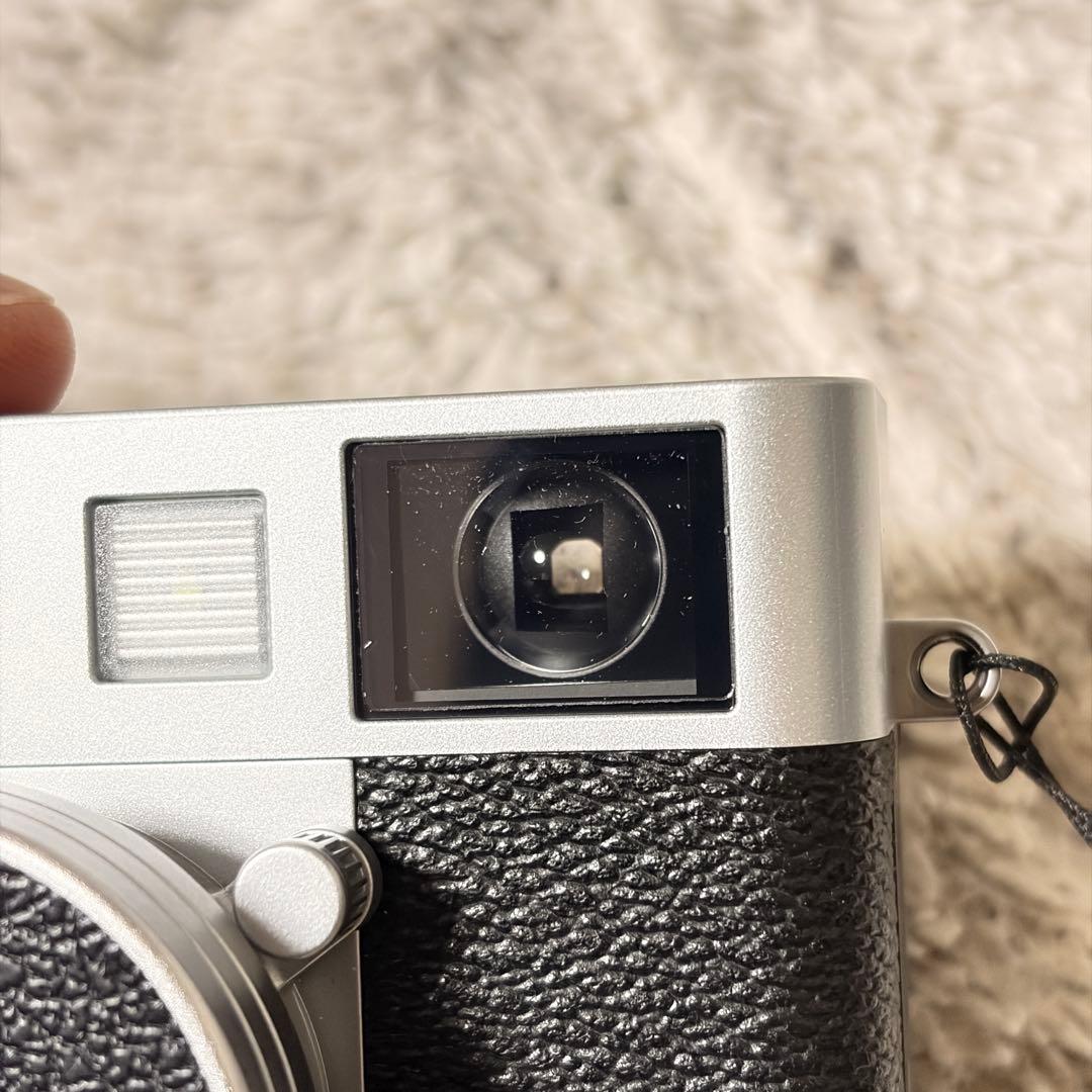 A*.様 FUJIFILM X Half シルバー 富士フイルム