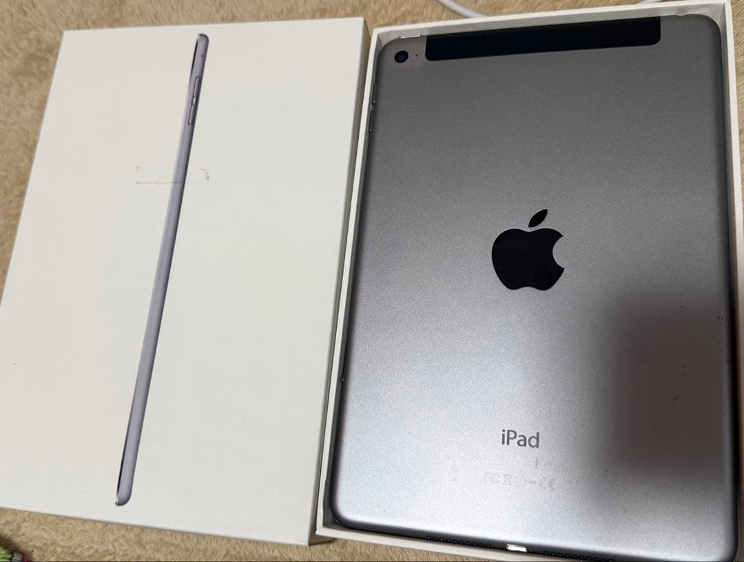 iPad mini 4 本体　16G