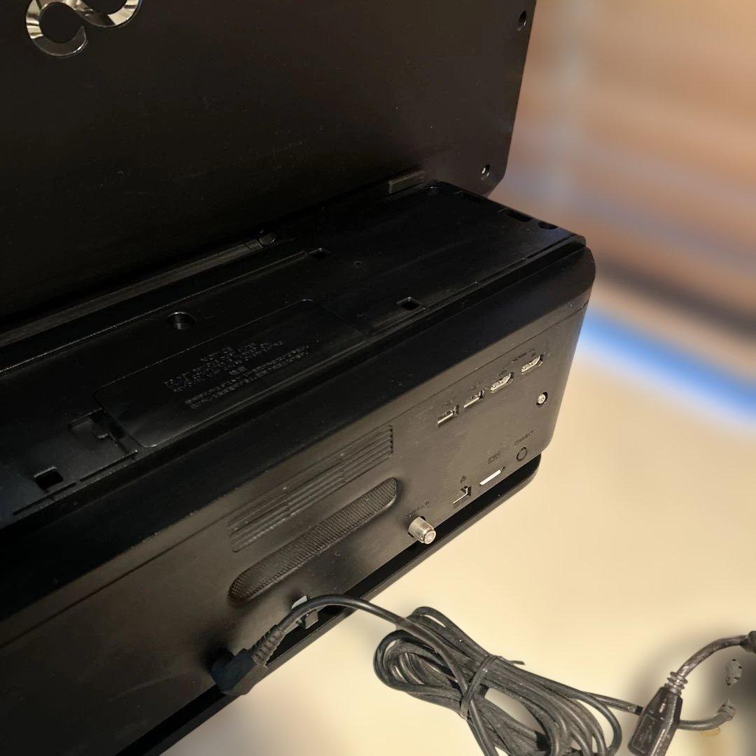 FUJITSU 富士通　FMVF90B2B 一体型パソコン　初期化済み