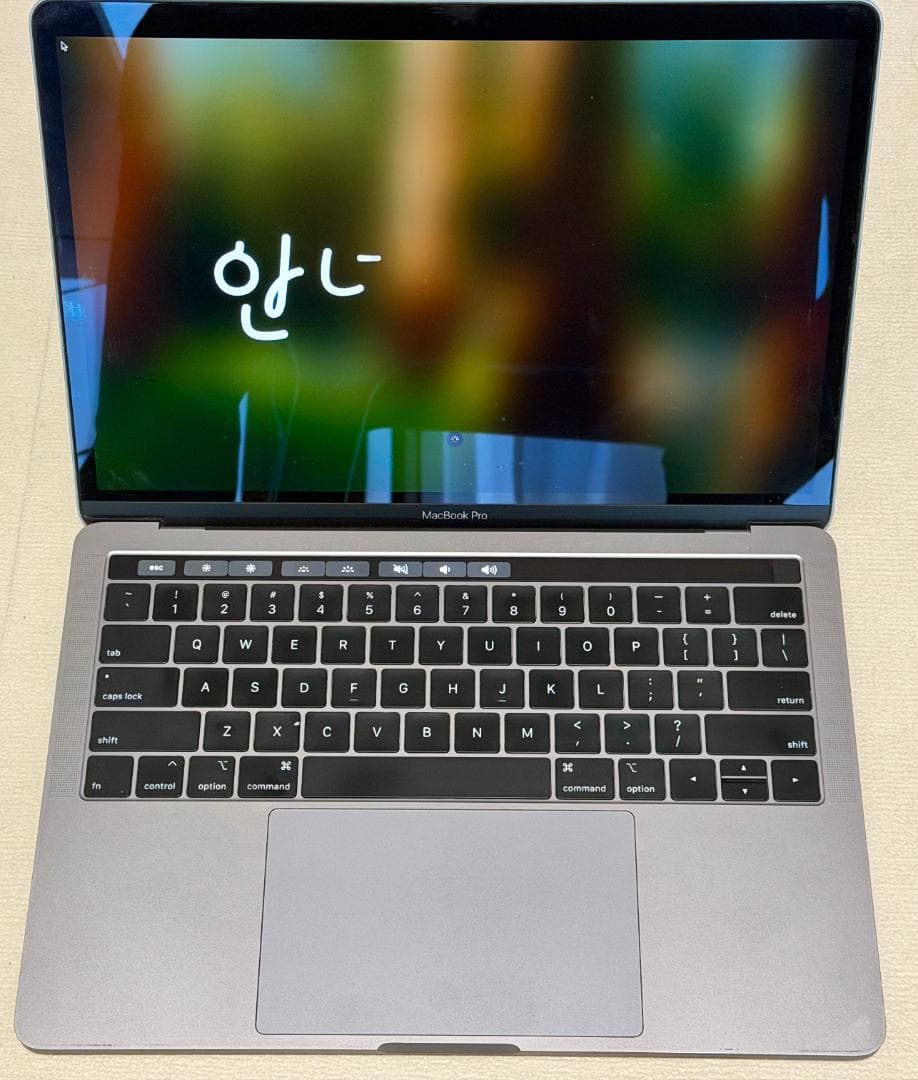 MacBook Pro 13 A1989 スペースグレー 箱付き、充電器付き