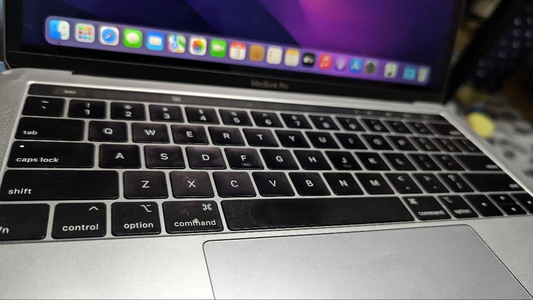 スマホ・タブレット・パソコン APPLE MacBook Pro 16gb 2019 US