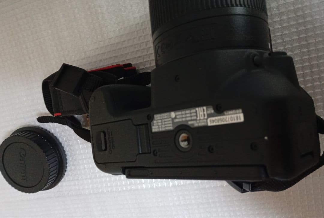 CANON kiss X9 デジタル一眼レフ 18-55mm　美品！