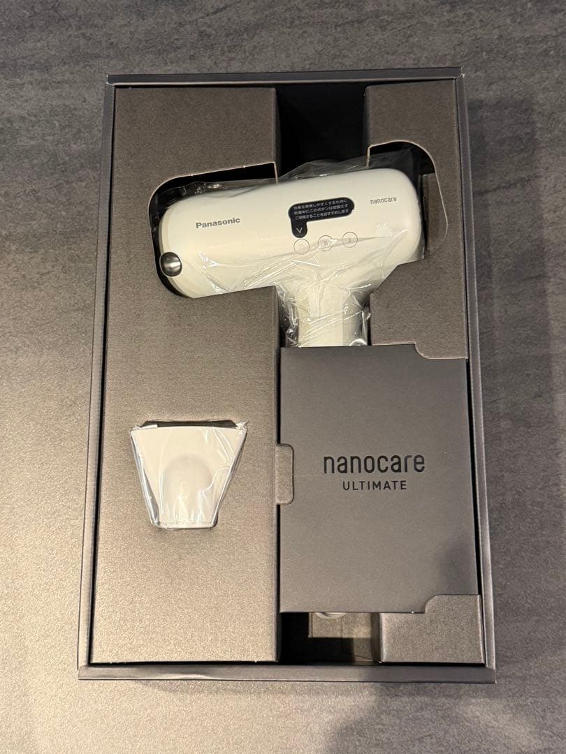 【新品】nanocare ULTIMATE ヘアドライヤー　ナノケア　ホワイト