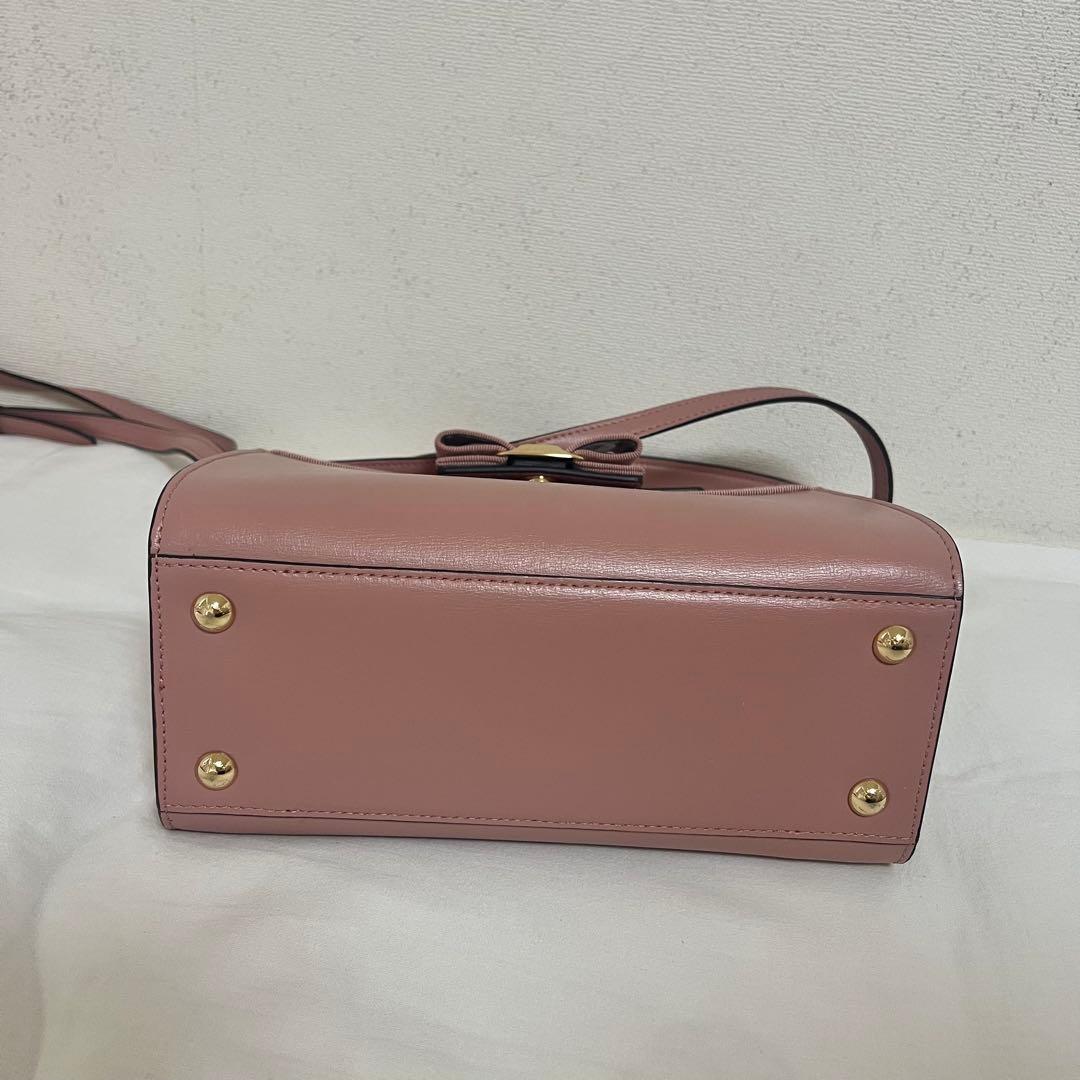 フェラガモ Ferragamo バッグ ピンク