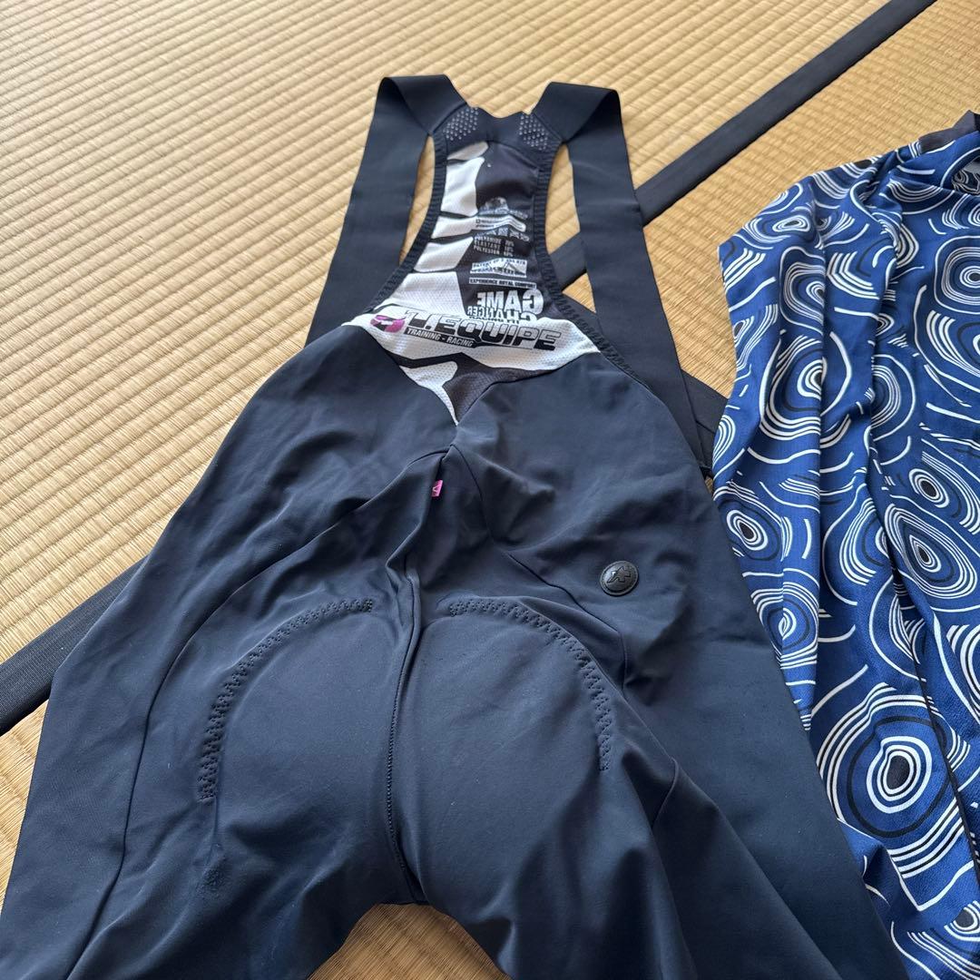 Assos スパイラルパターン ビブタイツセット