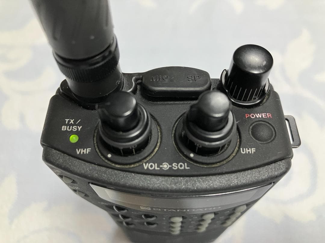 アマチュアハンディ無線機 STANDARD C550 144/430ツインバンダ