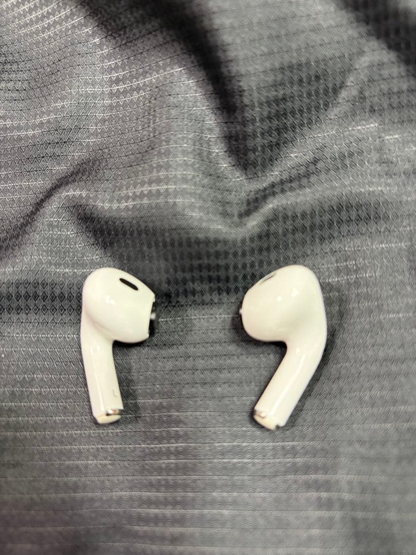 AirPods Pro第二世代本体左右イヤホンセット送料込iPhoneApple