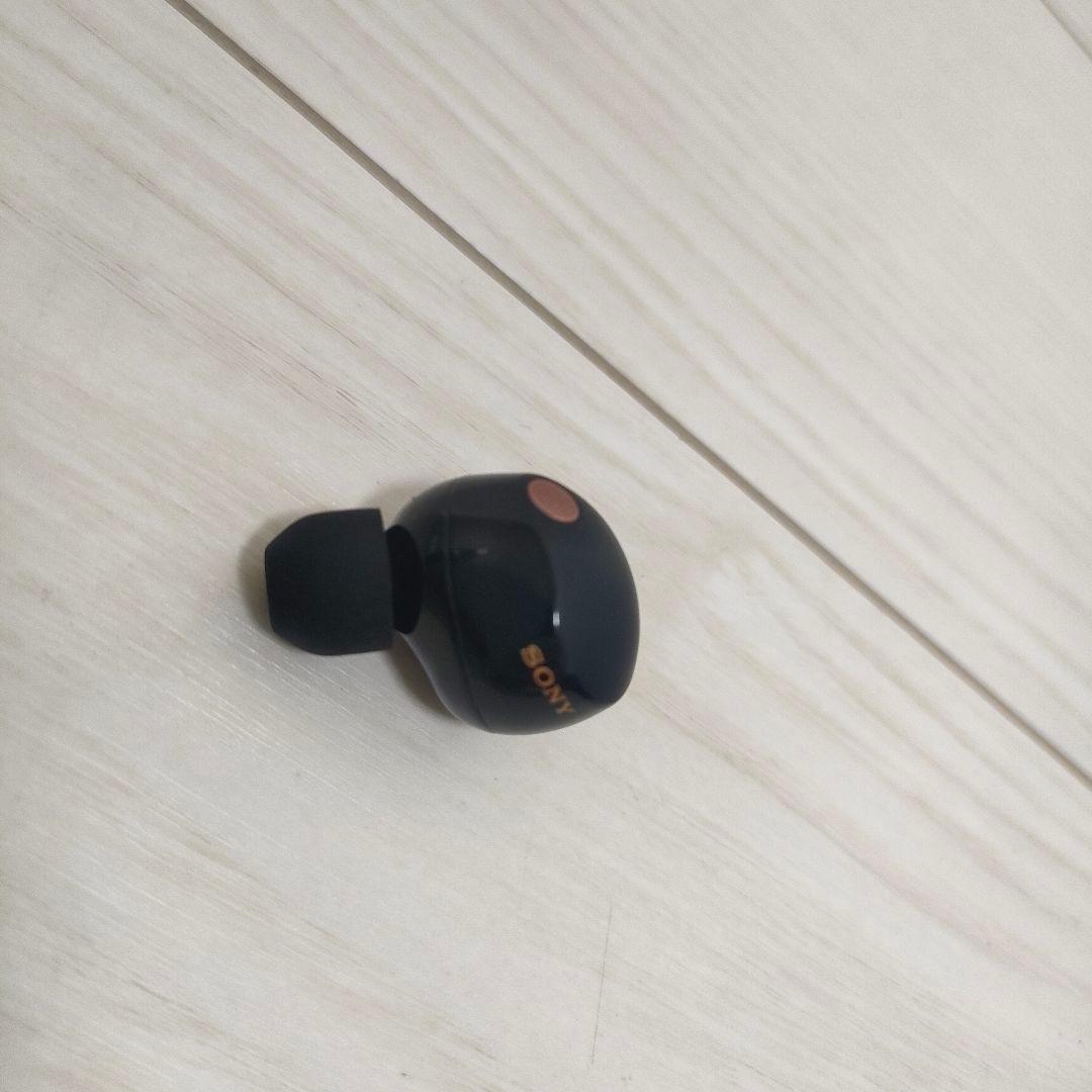 美品　SONY WF-1000XM5 ブラック　右耳のみ　ライト