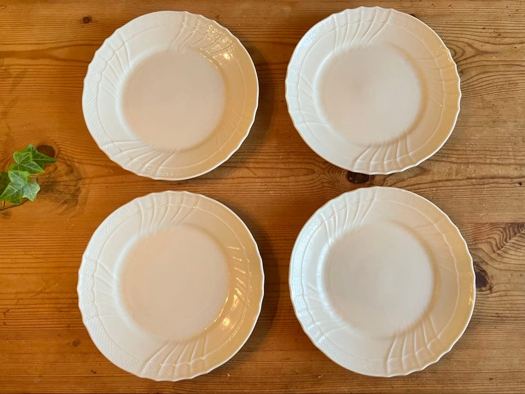 choco　ベッキオホワイト　クレッセント×4 19.5プレート×4