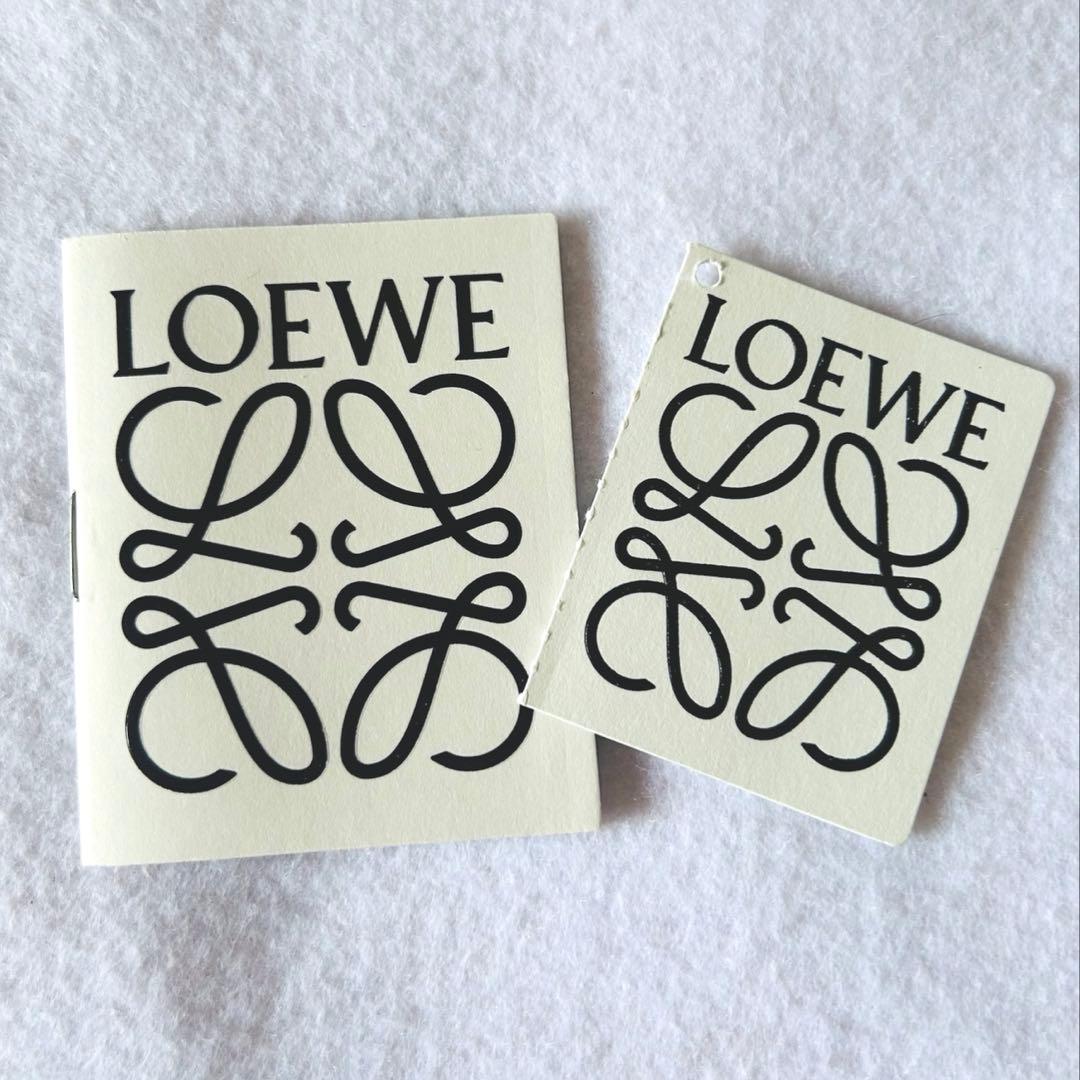 【美品】LOEWE アナグラム ブローチ シルバー