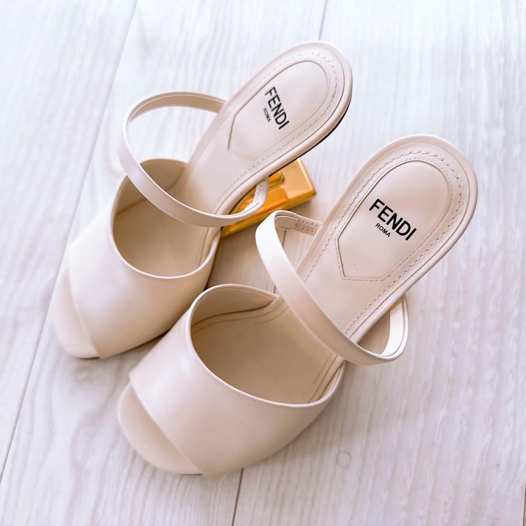 FENDI パンプス　サンダル