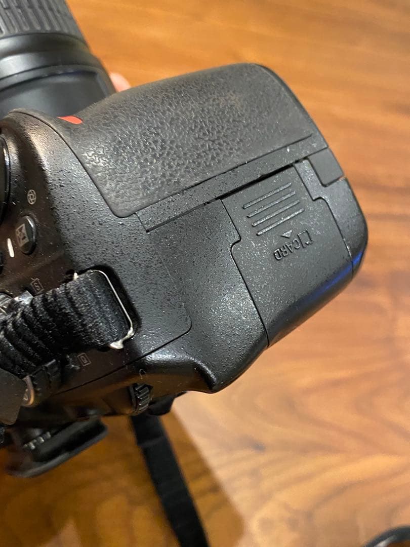 Nikon D3100 デジタル一眼　af-s 18-55 GⅡレンズ付　動作品