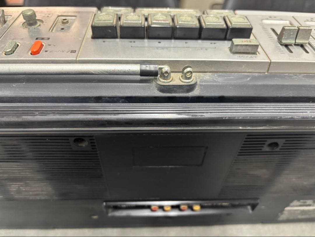 希少！SHARP ラジカセ GF-305ST 昭和レトロ 70s シルバーボディ
