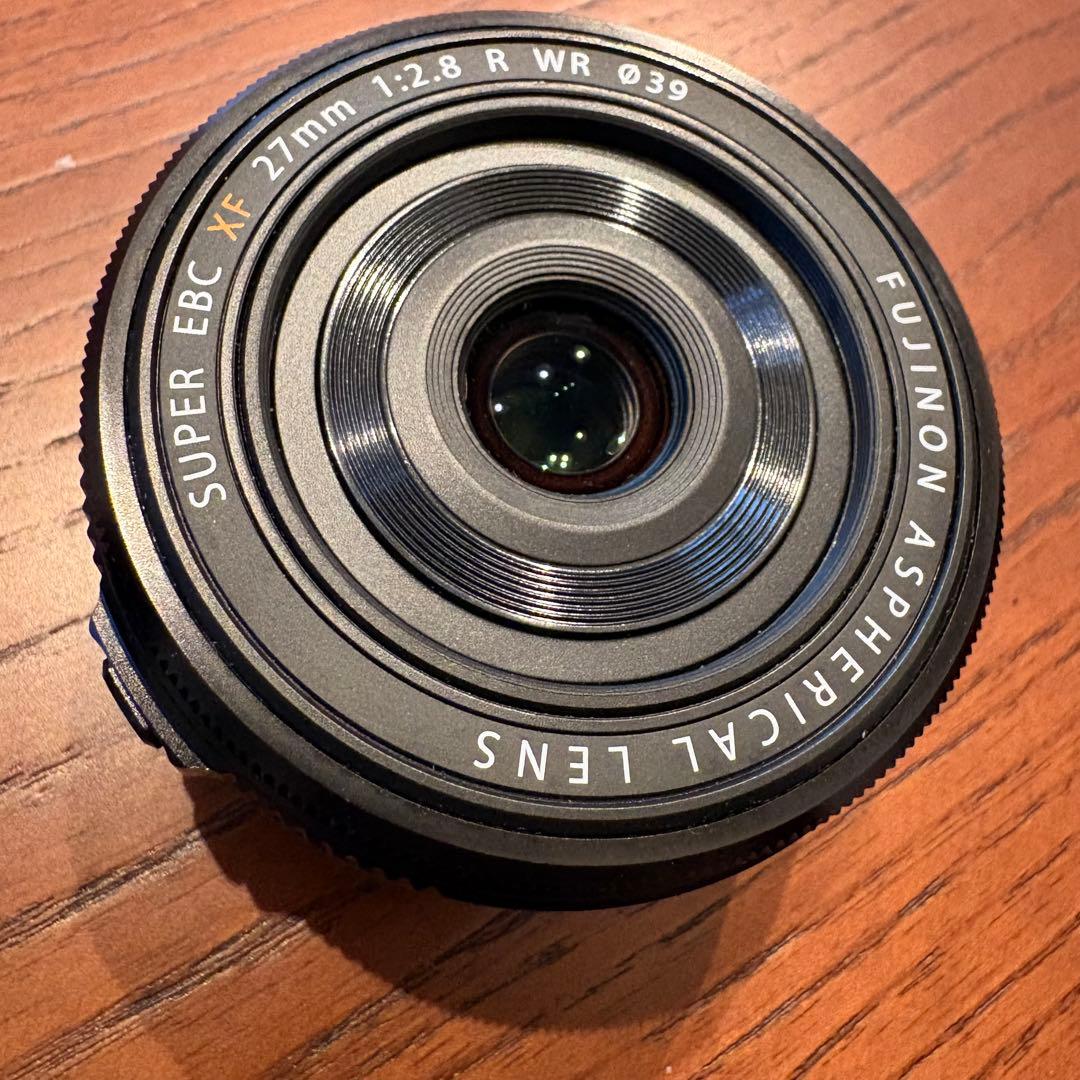 Fujifilm X-E4 XF27mmF2.8 R WR レンズ、箱付き