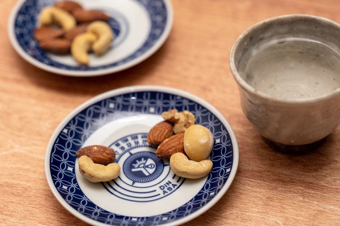 マップカメラ　ライカデザイン　伊万里焼　豆皿1セット（2枚入り）