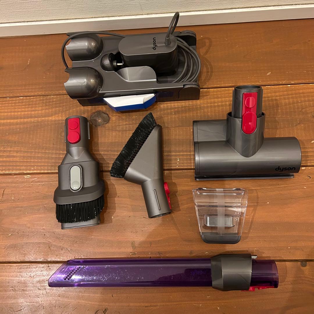 dyson digital slim fluffyクリーニング済☆バッテリー良好