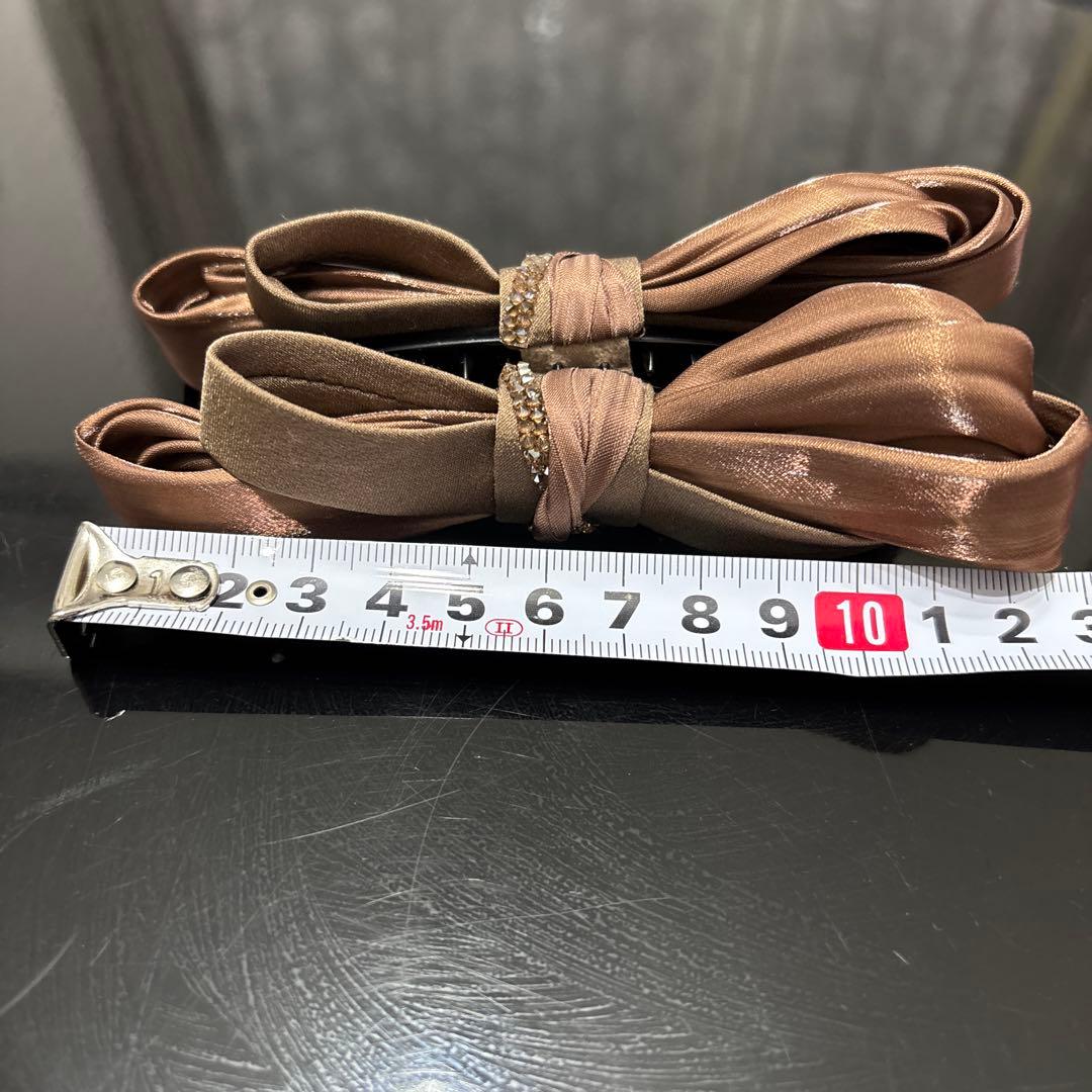 mie  Complex Biz シュカブラバナナクリップ　ブラウン