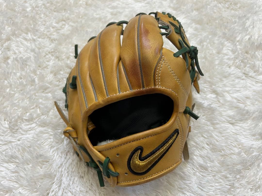 Nike 硬式キップレザーグローブ イエロー