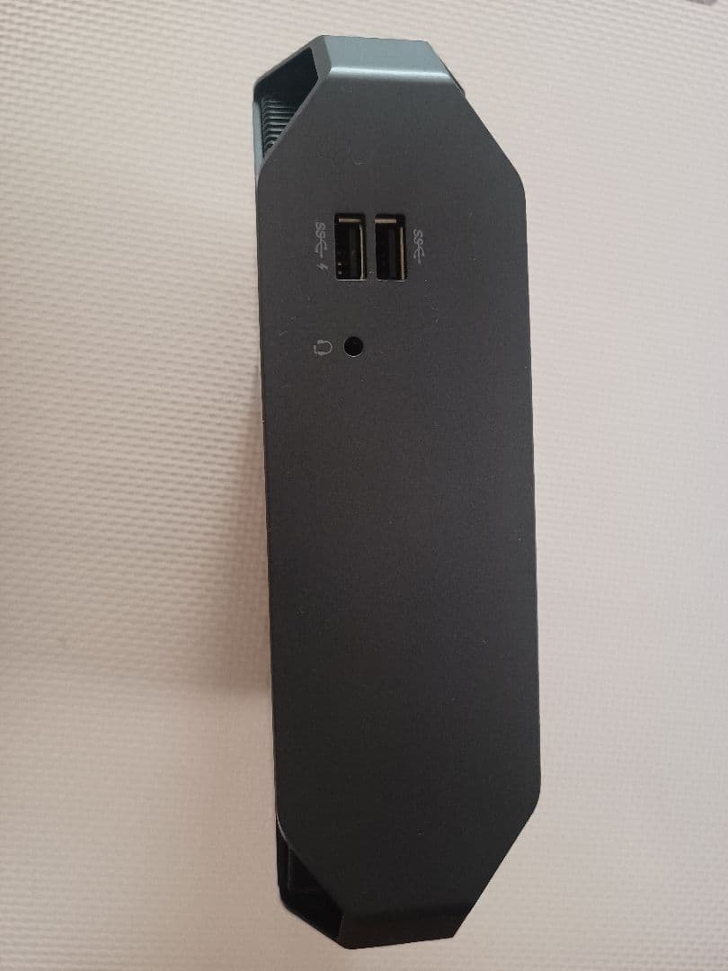 ミニPC HP Z2 MINI G3 Xeon E3 1225v5 16GB 512GB