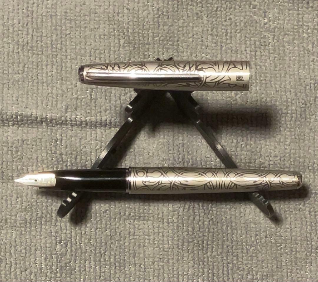 pilot パイロット シルバー エングレーブ 万年筆 プラチナ