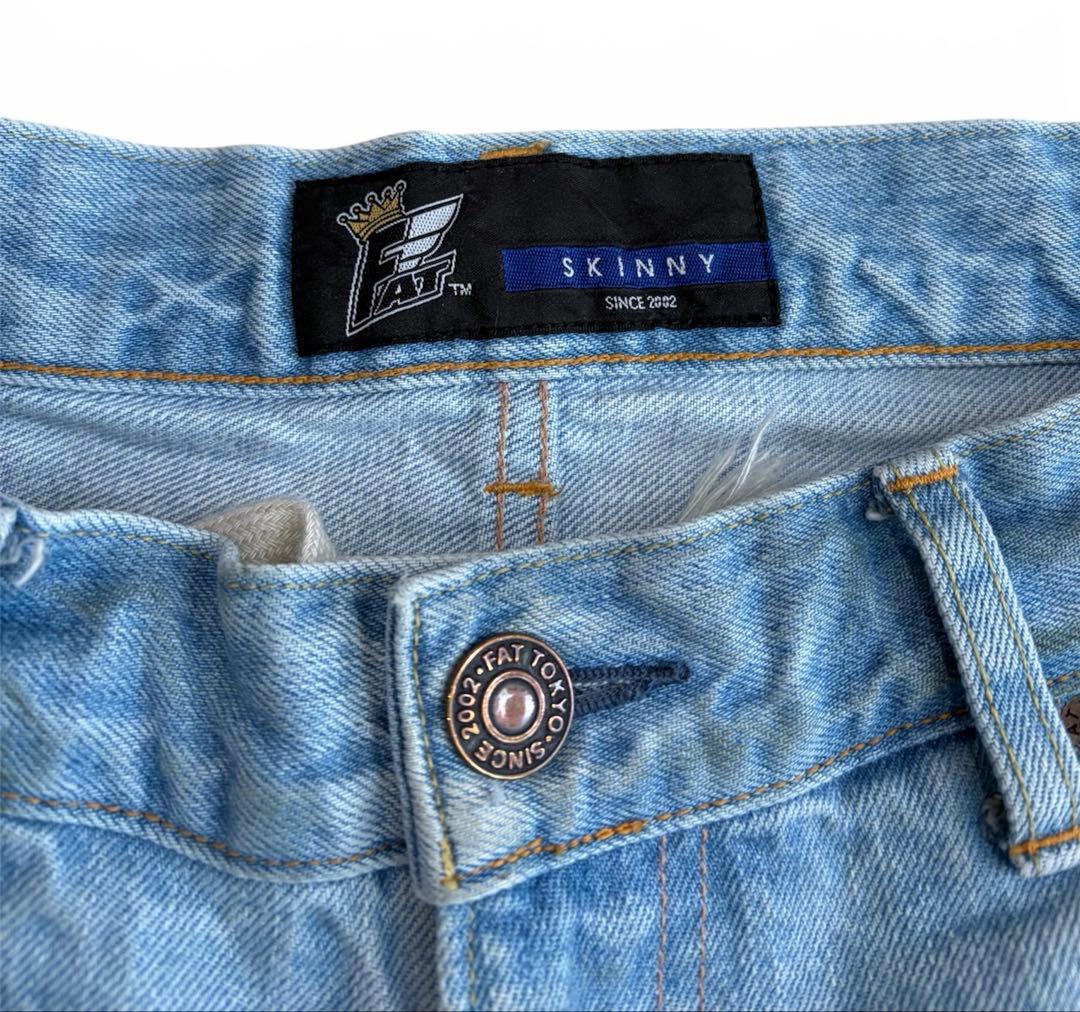 エフエーティー FAT 247 FADER skinnyデニム ライトブルー
