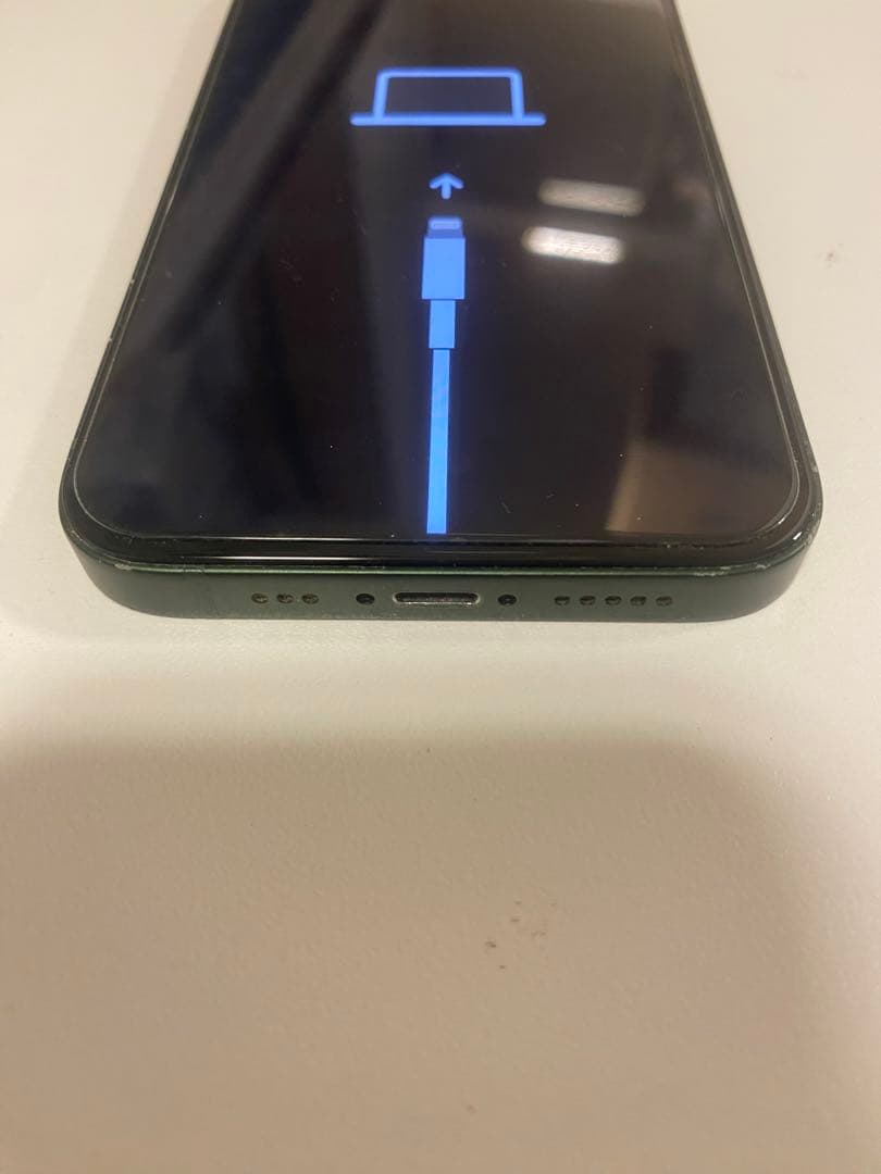 iphone13 本体 ほぼ新品ジャンク品