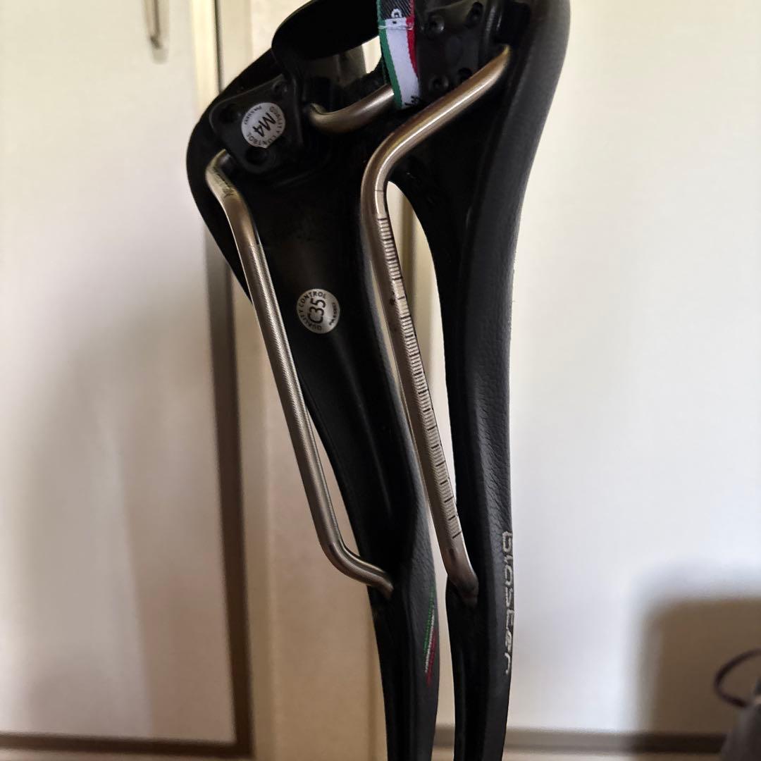 SELLE SMP blaster サドル ブラック