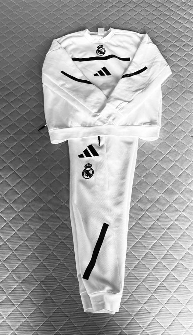 adidas レアル　マドリード スウェット　パーカー　パンツセット