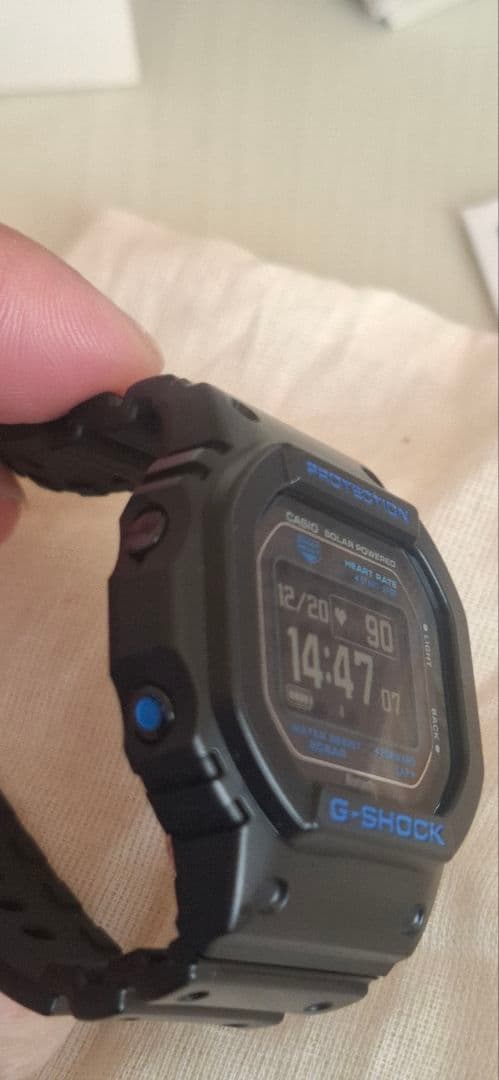 CASIO G-SHOCK DW-H5600-1A2JR スマートウォッチ