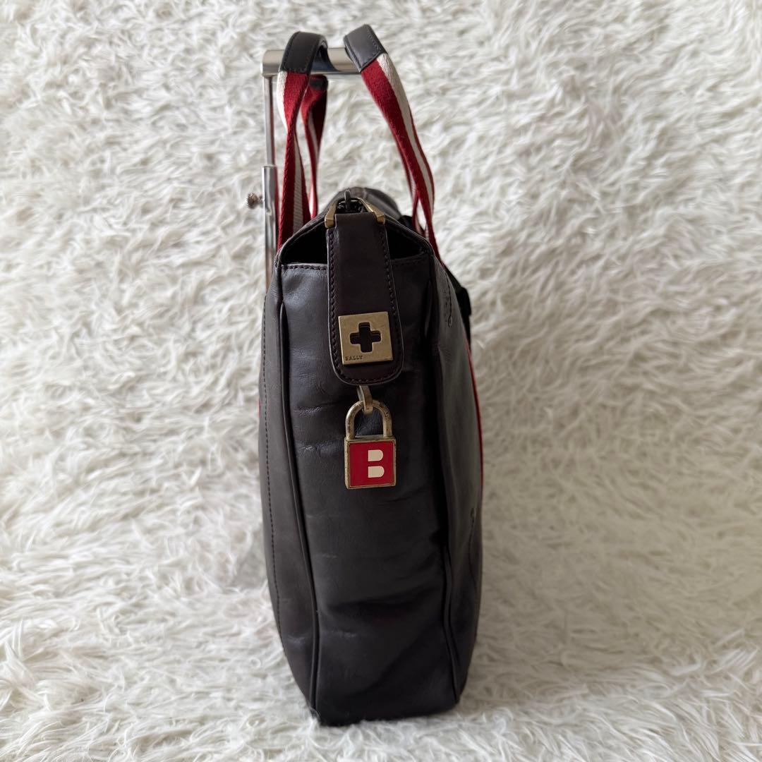 【バリー】トートバッグ　ビジネスバッグ レザー　ダークブラウン 鍵付き　A4