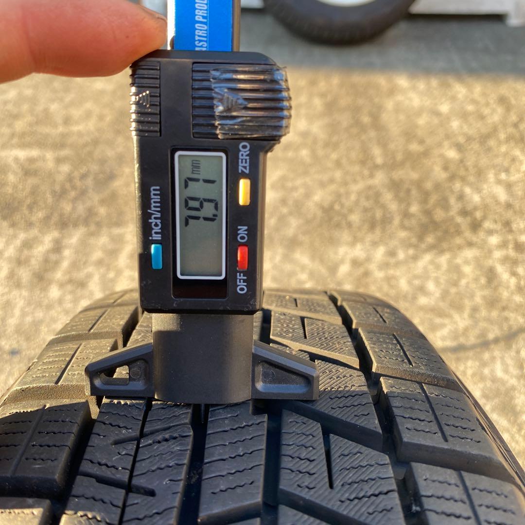 中古バリ溝ヨコハマ175/60R14スタッドレスセット　プジョー106 ボルト付