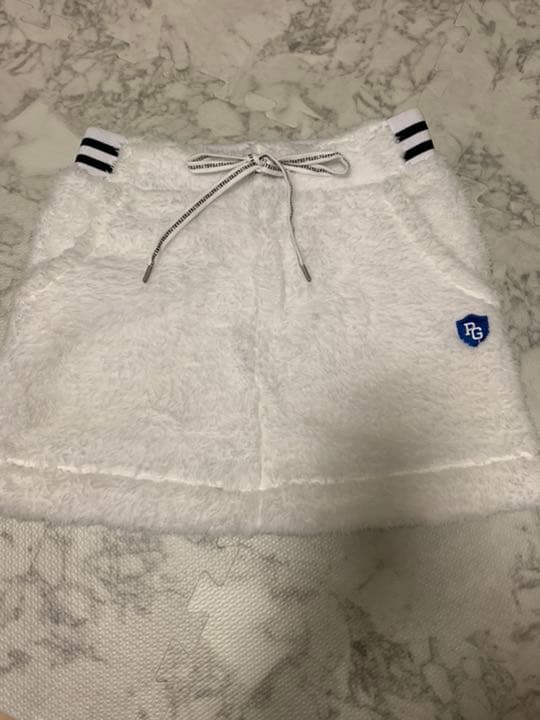 パーリーゲイツ　ボアスカート