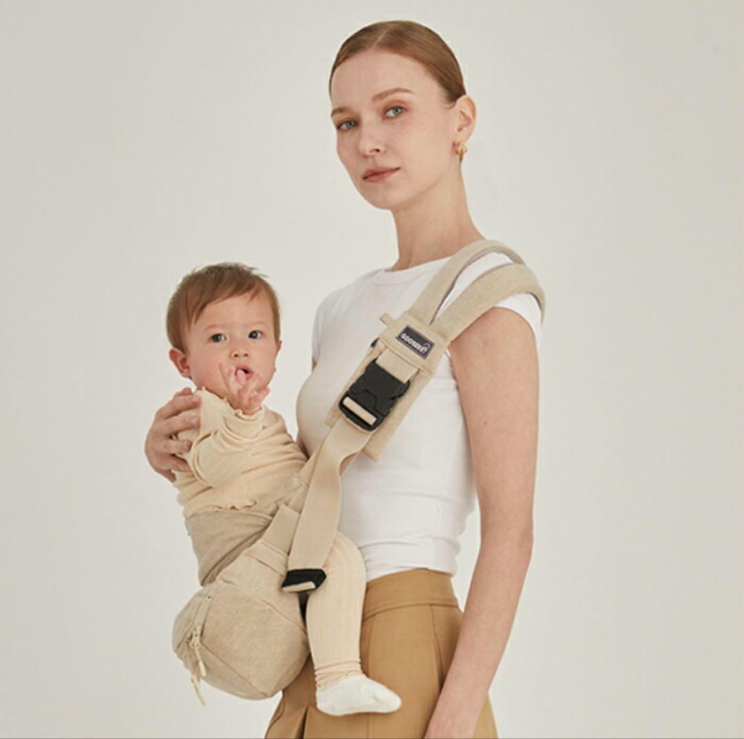 け*ん様 【極美品】グスケット365抱っこ紐Plus ベージュ