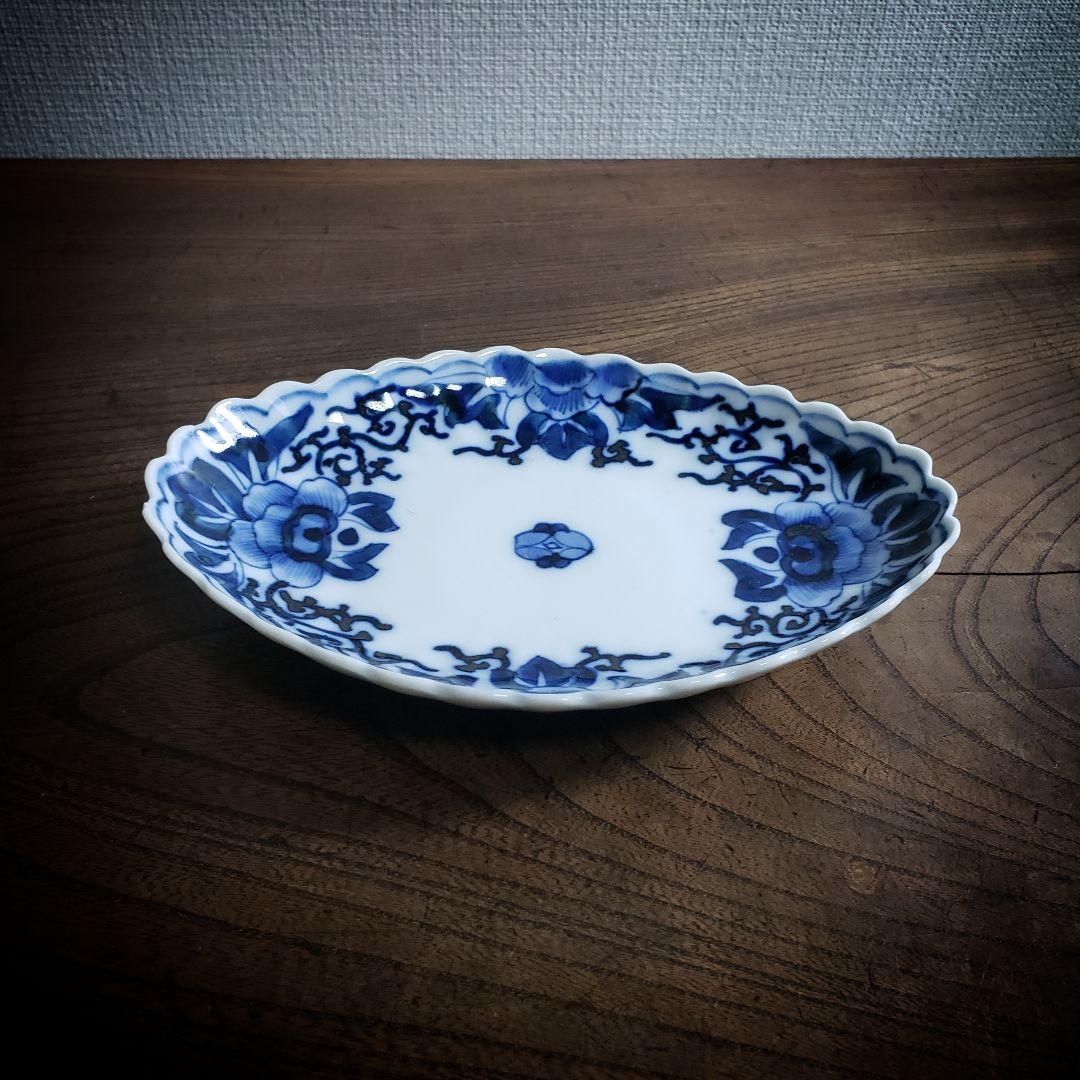 染付　舟形皿　変形皿　角福　古伊万里　牡丹唐草　唐花文　花弁縁　江戸　ロ号　欠け