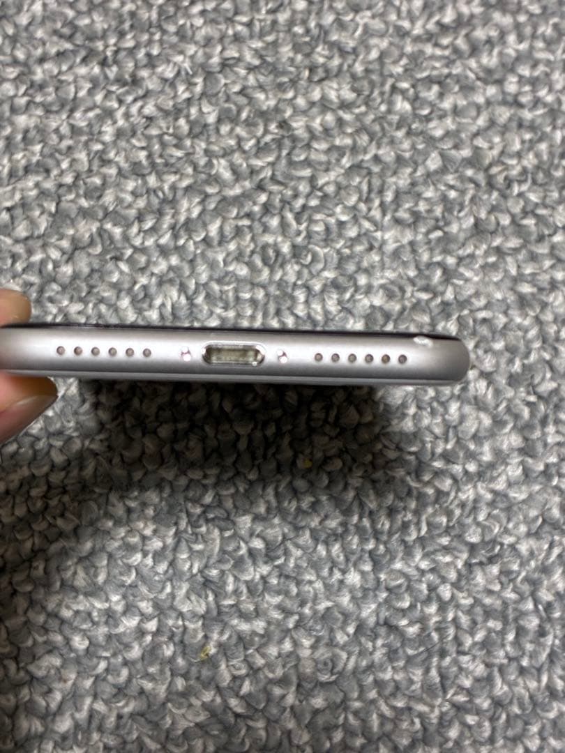 【美品】Apple iPhone SE2 第2世代 256GB ホワイト　本体