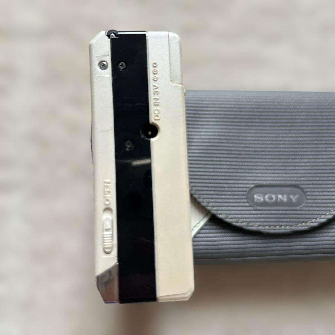 ミ*ン様 SONY カセットウォークマン WM-55カバー付き