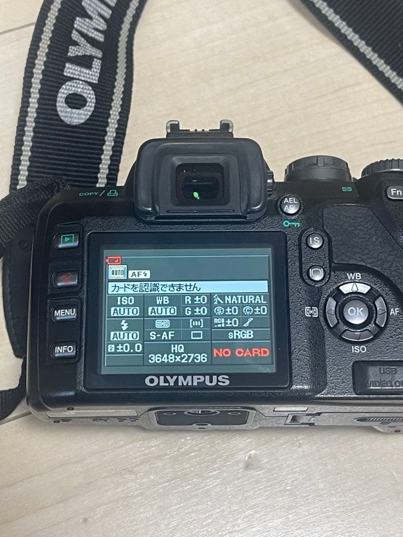 OLYMPUS オリンパス　一眼レフカメラ E−510 ダブルズームレンズキット