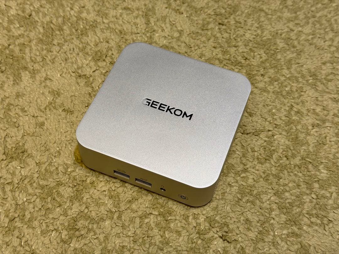 【美品】GEEKOM A6 ミニPC