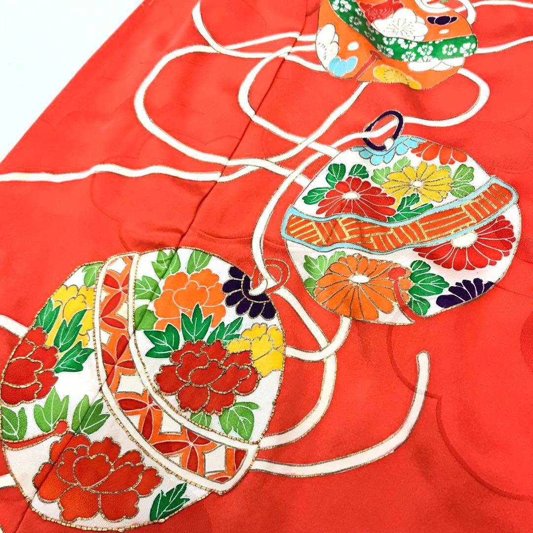 梅乃【082】正絹　7歳　四つ身　着物　朱色　鈴　手描き友禅　本加工　上質