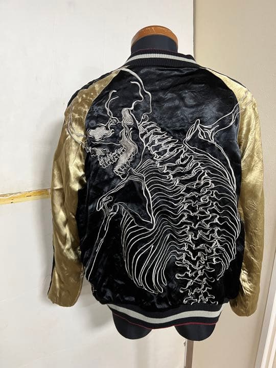 抱き髑髏のスカジャン　箱5