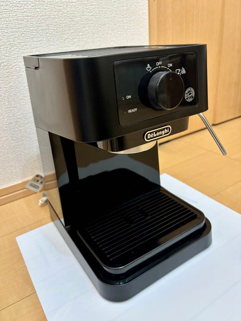 デロンギ スティローザエスプレッソ ・カプチーノメーカーEC235J-BK