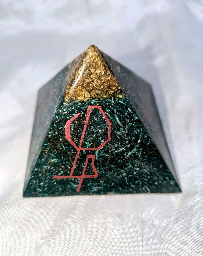 タリカム様　 『奇跡の妖魔ヒロポスのエメラルドタブレット』ギャンブル勝利護符』