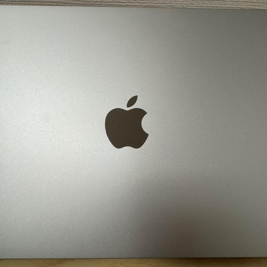 MacBook Air M2 8G SSD256G シルバー